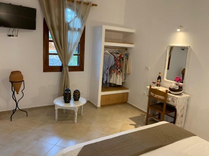 Philoxenia Hotel & Studios Периса Екстериор снимка