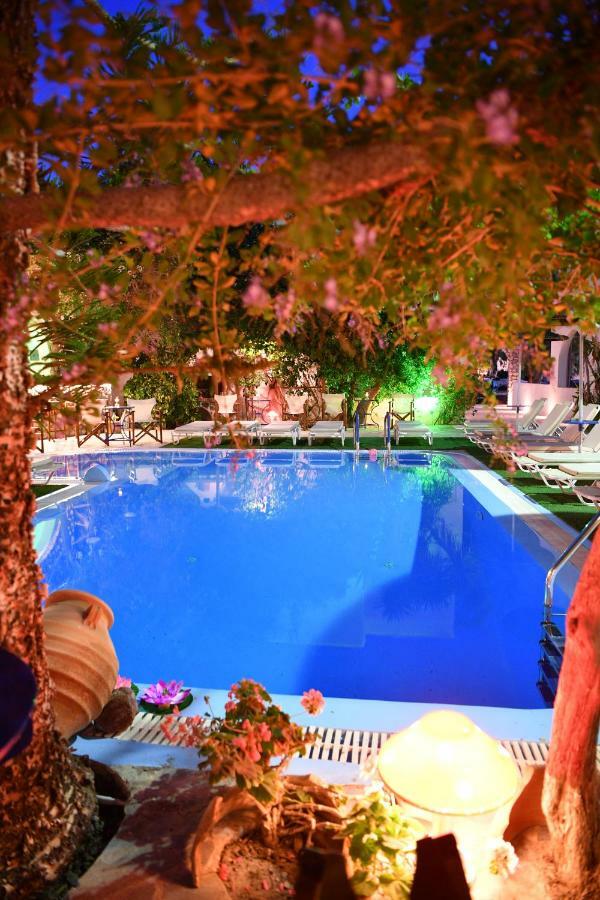 Philoxenia Hotel & Studios Периса Екстериор снимка